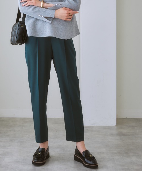 nissen（ニッセン）の「【褒められシルエット】テーパードパンツ（スラックス・レディース・オフホワイト/サックスブルー/グリーン/パープル/ブラック/イエロー/ピンク・M/L/LL/S）」の21枚目の写真