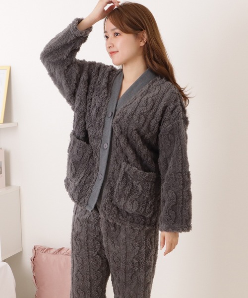Lace Ladies(レースレディース)の「Vネックケーブル柄フランネルルームウエア(ルームウェア/パジャマ・レディース・アイボリー/グレー・M/XL)」の14枚目の写真