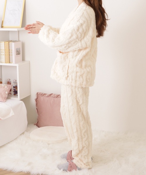 Lace Ladies(レースレディース)の「Vネックケーブル柄フランネルルームウエア(ルームウェア/パジャマ・レディース・アイボリー/グレー・M/XL)」の20枚目の写真