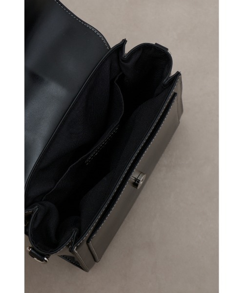 AZUL by moussy（アズールバイマウジー）の「AZモチーフワンハンドルフラップバッグ（ハンドバッグ・レディース・ライトブルー/ブラック/アイボリー・FREE）」の21枚目の写真