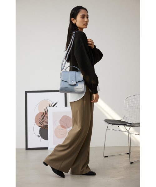 AZUL by moussy（アズールバイマウジー）の「AZモチーフワンハンドルフラップバッグ（ハンドバッグ・レディース・ライトブルー/ブラック/アイボリー・FREE）」の5枚目の写真