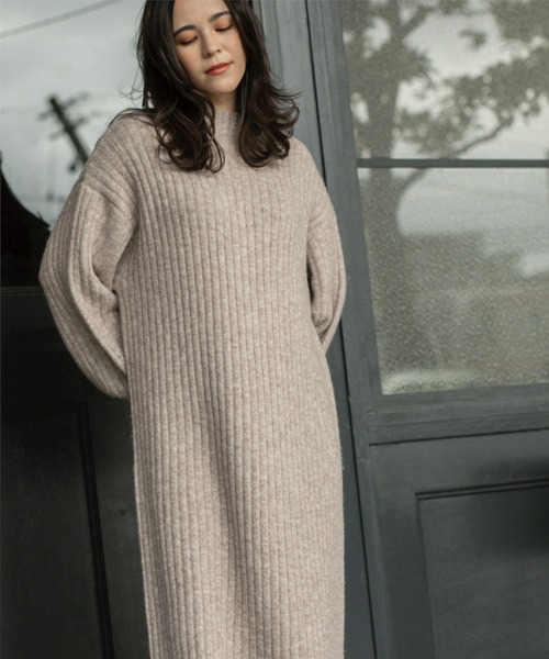 OPAQUE.CLIP（オペークドットクリップ）の「◆ハイネックワイドリブニットワンピース/マキシ丈【洗濯機洗い可】（ワンピース・レディース・オレンジ/ダークグレー/ナチュラル・36/38/40/42）」の7枚目の写真