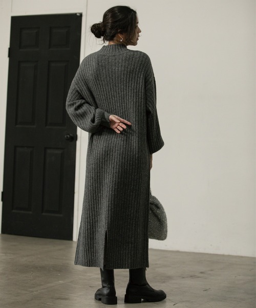 OPAQUE.CLIP（オペークドットクリップ）の「◆ハイネックワイドリブニットワンピース/マキシ丈【洗濯機洗い可】（ワンピース・レディース・オレンジ/ダークグレー/ナチュラル・36/38/40/42）」の22枚目の写真