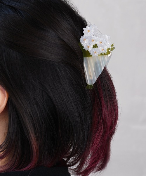 Fun & Daily(ファンアンドデイリー)の「F&D : アクリルフラワーヘアクリップ(バレッタ/ヘアクリップ・レディース・その他1/その他3/その他2・FREE)」の8枚目の写真