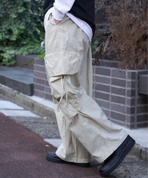 シャカシャカ テックパンツ
