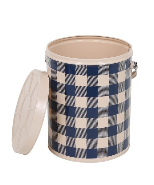 DULTON（ダルトン）の「TIN BASKET ROUND/ブリキ バスケット チェック柄（収納グッズ・メンズ・ブルー/レッド/マスタード・FREE）」の4枚目の写真