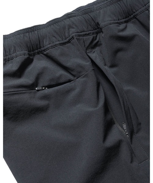 F.C.Real Bristol（エフシーレアルブリストル）の「TEAM TRACK PANTS