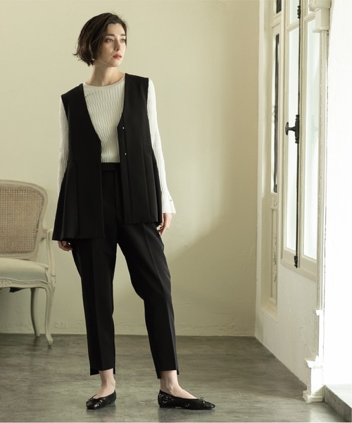 OPAQUE.CLIP（オペークドットクリップ）の「◆≪通勤・セレモニー/セットアップ対応≫ 前後差ヘムテーパードパンツ【ストレッチ/洗濯機洗い可】（その他パンツ・レディース・ベージュ/ブラック・36/38/40）」の20枚目の写真