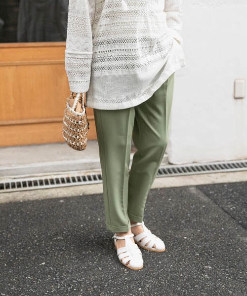 URBAN RESEARCH DOORS（アーバンリサーチドアーズ）の「ストレッチテーパードイージーパンツ（その他パンツ・レディース・ライトベージュ/ライトカーキ/ブラック・MEDIUM/SMALL/X-SMALL）」の9枚目の写真