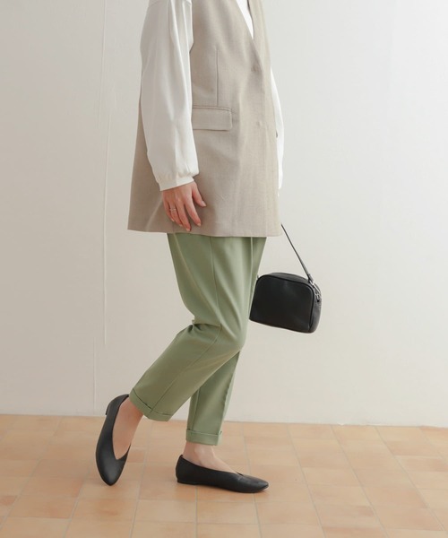 URBAN RESEARCH DOORS（アーバンリサーチドアーズ）の「ストレッチテーパードイージーパンツ（その他パンツ・レディース・ライトベージュ/ライトカーキ/ブラック・MEDIUM/SMALL/X-SMALL）」の18枚目の写真