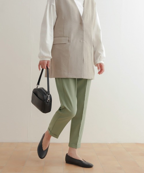 URBAN RESEARCH DOORS（アーバンリサーチドアーズ）の「ストレッチテーパードイージーパンツ（その他パンツ・レディース・ライトベージュ/ライトカーキ/ブラック・MEDIUM/SMALL/X-SMALL）」の19枚目の写真