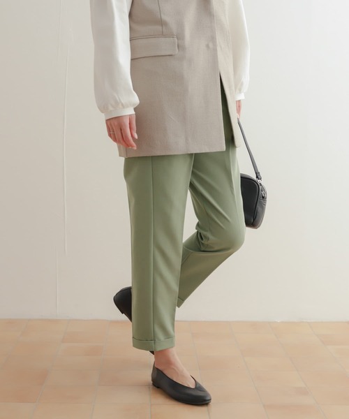 URBAN RESEARCH DOORS（アーバンリサーチドアーズ）の「ストレッチテーパードイージーパンツ（その他パンツ・レディース・ライトベージュ/ライトカーキ/ブラック・MEDIUM/SMALL/X-SMALL）」の20枚目の写真