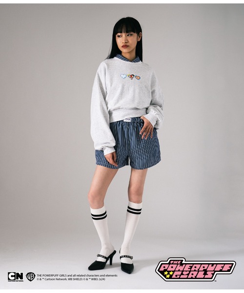 ANAP(アナップ)の「パワーパフ ガールズ ANAP コラボ スウェット トレーナー クロップド丈 裏毛(スウェット・レディース・ライトグレー/ネイビー・FREE)」の3枚目の写真