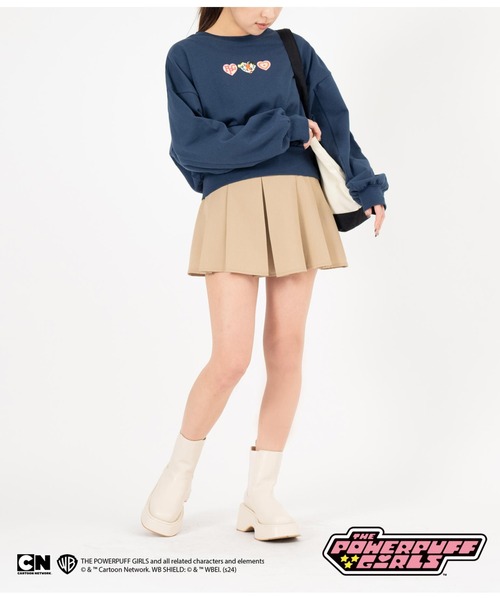 ANAP(アナップ)の「パワーパフ ガールズ ANAP コラボ スウェット トレーナー クロップド丈 裏毛(スウェット・レディース・ライトグレー/ネイビー・FREE)」の11枚目の写真