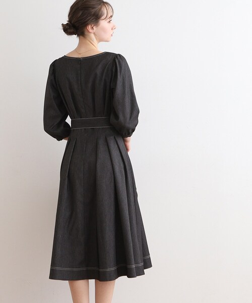 couture brooch（クチュールブローチ）の「◆【リボン付け外し2WAY/洗える】デニムライクワンピース（ワンピース・レディース・ブラック/ブルー系その他・36/38/40/42）」の9枚目の写真