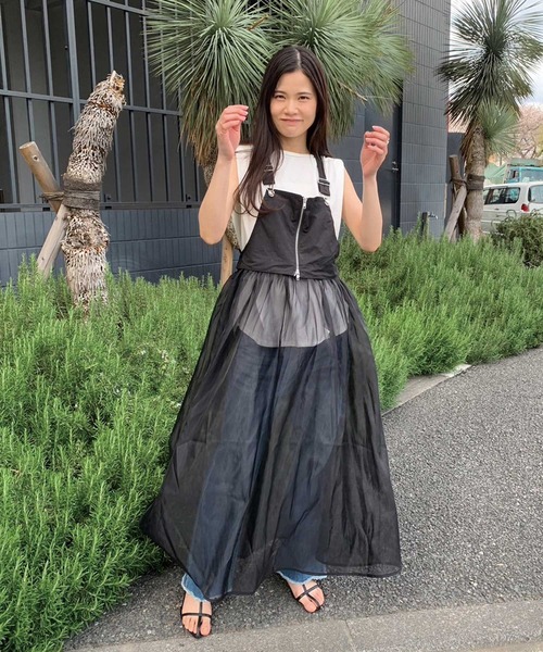 CORNERS（コーナーズ）の「ナイロン×オーガンジーマルチWAYサロペットワンピ（ワンピース・レディース・チャコールグレー/ベージュ系その他/カーキ/ブラック・M）」の18枚目の写真