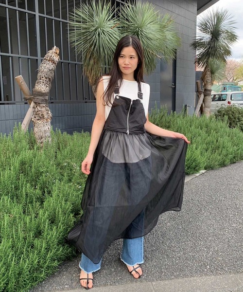 CORNERS（コーナーズ）の「ナイロン×オーガンジーマルチWAYサロペットワンピ（ワンピース・レディース・チャコールグレー/ベージュ系その他/カーキ/ブラック・M）」の19枚目の写真