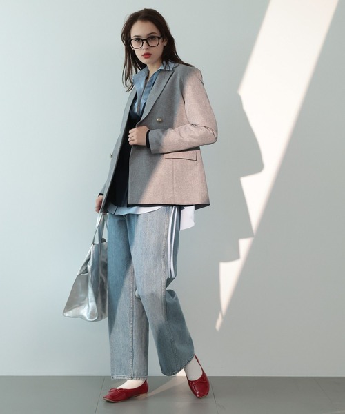 saloon（サルーン）の「SALOON(サルーン)/センタプレスストレートデニム（デニムパンツ・レディース・ライトブルー・SMALL/MEDIUM）」の3枚目の写真