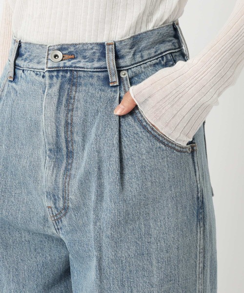 saloon（サルーン）の「SALOON(サルーン)/センタプレスストレートデニム（デニムパンツ・レディース・ライトブルー・SMALL/MEDIUM）」の13枚目の写真