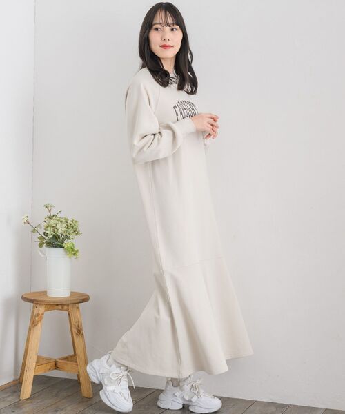 RETRO GIRL(レトロガール)の「マーメイドスウェットOP(ワンピース・レディース・ホワイト系その他/ナチュラル/チャコールグレー・FREE)」の5枚目の写真