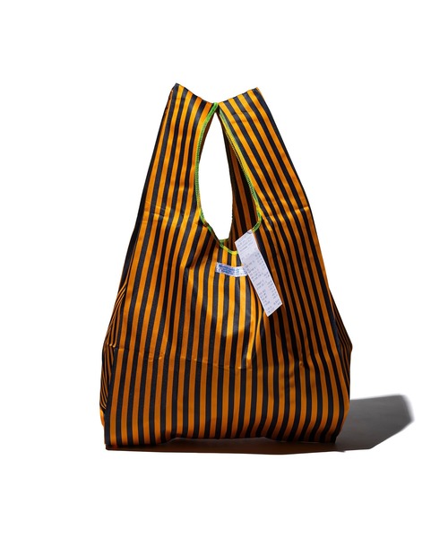 PUEBCO(プエブコ)の「SCHOOL TIE FABRIC BAG(エコバッグ/サブバッグ・メンズ・レッド系その他/グリーン系その他/ネイビー×ホワイト/グリーン×ピンク/オレンジ系その他/イエロー×グレー/ピンク×イエロー/ブルー系その他・ONE SIZE)」の8枚目の写真
