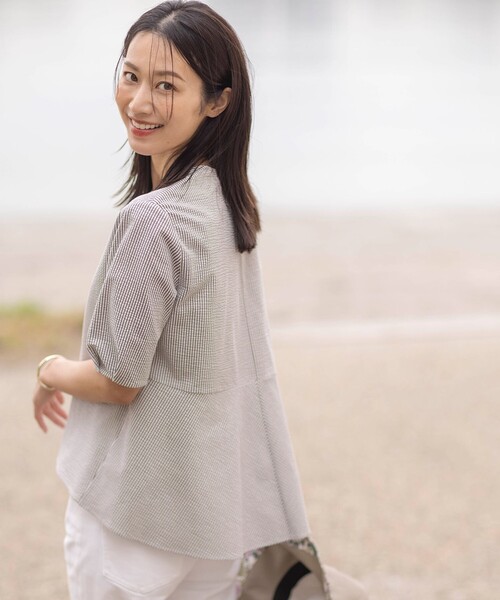 J.PRESS Ladies(J.プレス レディス)の「【WEB限定カラーあり・抗菌消臭・吸水速乾】サッカージャージー 5分袖 ペプラム カットソー(Tシャツ/カットソー・レディース・ふじ色系1/ブルー系1/ライトグレー系1/ネイビー系/ブラウン系1・SMALL)」の12枚目の写真