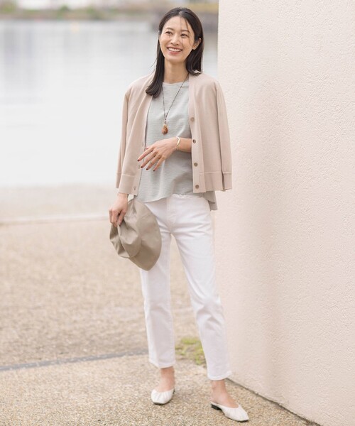 J.PRESS Ladies(J.プレス レディス)の「【WEB限定カラーあり・抗菌消臭・吸水速乾】サッカージャージー 5分袖 ペプラム カットソー(Tシャツ/カットソー・レディース・ふじ色系1/ブルー系1/ライトグレー系1/ネイビー系/ブラウン系1・SMALL)」の15枚目の写真