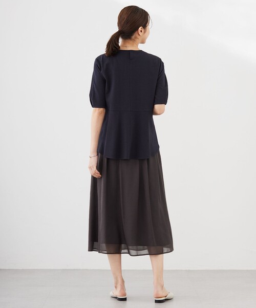 J.PRESS Ladies(J.プレス レディス)の「【WEB限定カラーあり・抗菌消臭・吸水速乾】サッカージャージー 5分袖 ペプラム カットソー(Tシャツ/カットソー・レディース・ふじ色系1/ブルー系1/ライトグレー系1/ネイビー系/ブラウン系1・SMALL)」の21枚目の写真