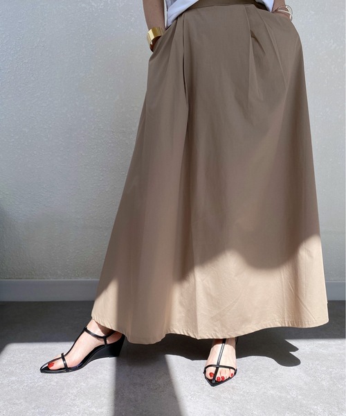 MAMIAN(マミアン)の「ポインテッドトゥ ウェッジソール Tストラップ サンダル (6.0cmヒール)(サンダル・レディース・ブラック/ホワイト・S/M/L/LL)」の17枚目の写真