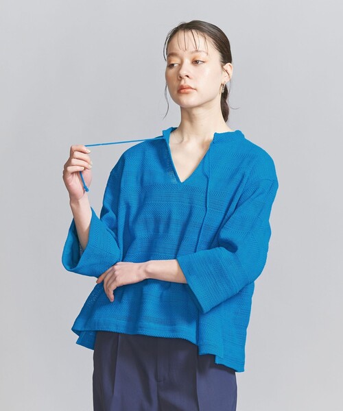 BEAUTY&YOUTH UNITED ARROWS（ビューティーアンドユースユナイテッドアローズ）の「ラッセルメッシュ Vネック プルオーバー（シャツ/ブラウス・レディース・ブラック/オフホワイト/ターコイズブルー・FREE）」の11枚目の写真