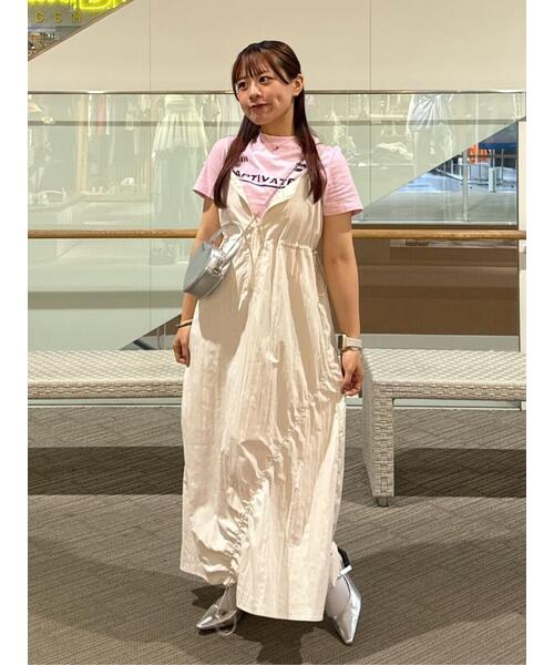 FREE'S MART(フリーズマート)の「◇ナイロンドロストシャーリングジャンスカ(ワンピース・レディース・ホワイト/ブラック・MEDIUM/SMALL)」の21枚目の写真