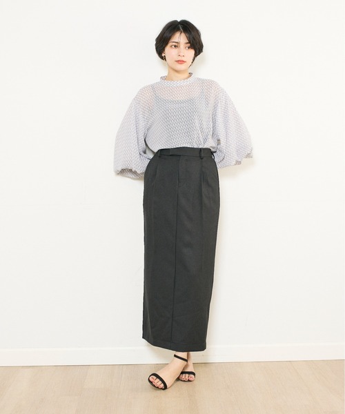 INED CLARO(イネドクラロ)の「ジオメトリックプリントブラウス【セットアップ対応】(シャツ/ブラウス・レディース・グレー/ベージュ/グリーン・フリー)」の4枚目の写真