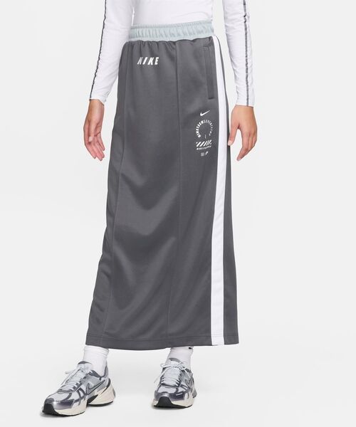 NIKE（ナイキ）の「ナイキ スポーツウェア ウィメンズスカート / Nike