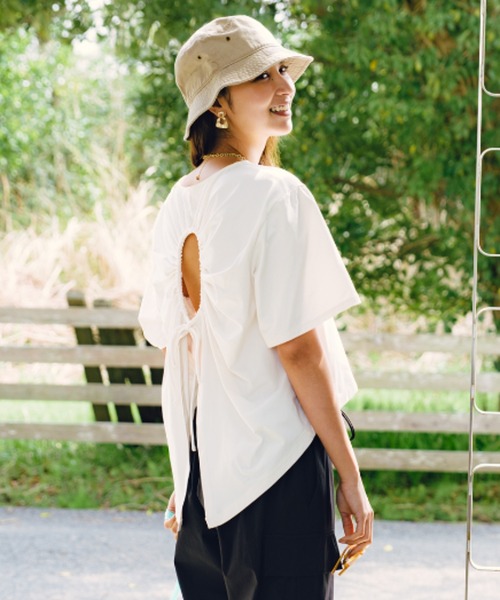 Ungrid（アングリッド）の「【ムラサキスポーツ限定】UNGRID/アングリッド 水陸両用 無地カッティングTシャツ/ラッシュガード   SS240801（Tシャツ/カットソー・レディース・ブラック/オフホワイト・M）」の5枚目の写真