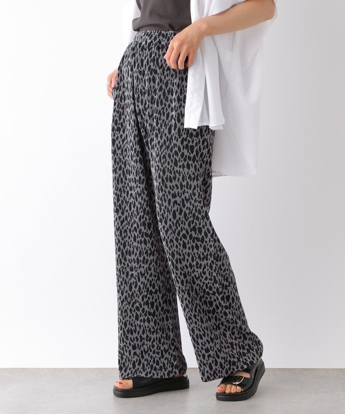 LEPSIM(レプシィム)の「柄プリーツイージーパンツ 124079(その他パンツ・レディース・チャコールグレー/アイボリー・FREE)」の2枚目の写真