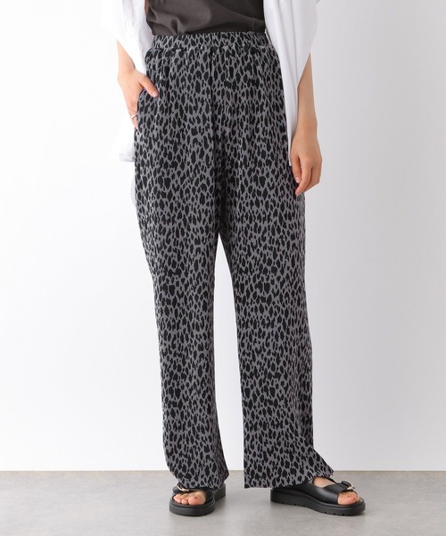 LEPSIM(レプシィム)の「柄プリーツイージーパンツ 124079(その他パンツ・レディース・チャコールグレー/アイボリー・FREE)」の17枚目の写真