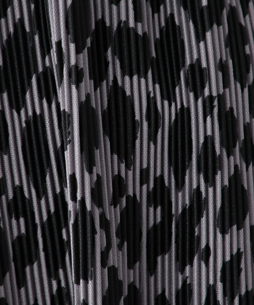 LEPSIM(レプシィム)の「柄プリーツイージーパンツ 124079(その他パンツ・レディース・チャコールグレー/アイボリー・FREE)」の7枚目の写真