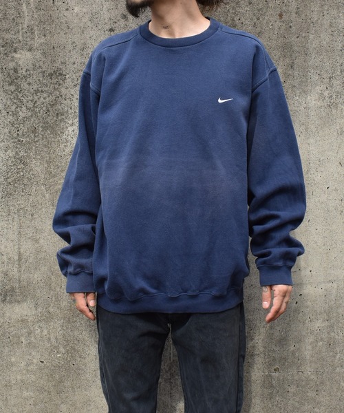 【ヴィンテージ古着】Y2K NIKE / ナイキ スウォッシュロゴ クルーネックスウェット