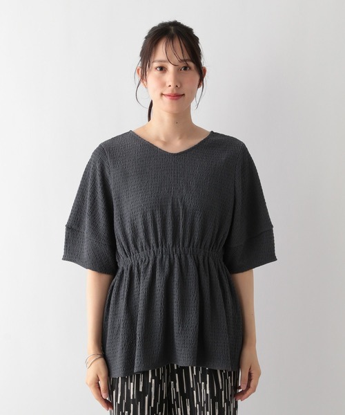 GLOBAL WORK(グローバルワーク)の「MATINEE LINE/シャーリングペプラム/124013(Tシャツ/カットソー・レディース・グレイッシュブルー/アイボリー/ブラック・MEDIUM/LARGE)」の19枚目の写真