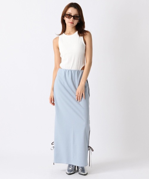 FOREVER 21(フォーエバー トゥエンティーワン)の「【2024SS】トラックナロースカート(スカート・レディース・ライトブルー/ブラック・SMALL/MEDIUM)」の5枚目の写真