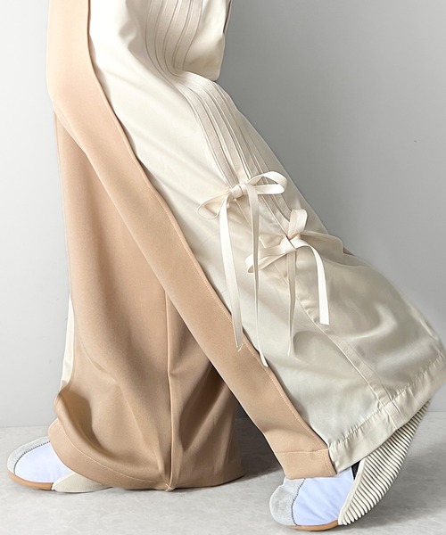 mily bilet（ミウィビレット）の「【mily bilet】ゆるっとキメて、ちゃんと可愛い。サイド リボン ２WAY 素材切り替え ワイド トラックパンツ（その他パンツ・レディース・ベージュ/ブラック/カーキ/チャコールグレー・LARGE/MEDIUM/SMALL/X-LARGE）」の21枚目の写真