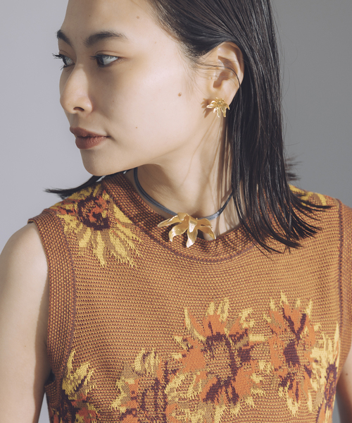JOURNAL STANDARD(ジャーナルスタンダード)の「【MAISON DPULSE×TOLIGHT】 FLOWER*LEAF ピアス(ピアス(両耳用)・レディース・ゴールド・FREE)」の10枚目の写真