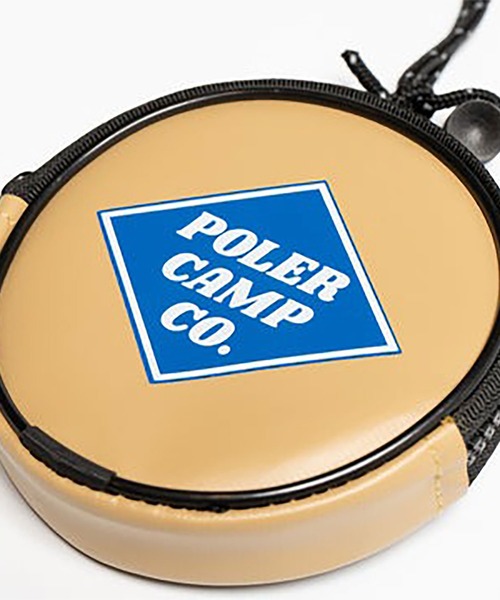 POLeR（ポーラー）の「POLeR HIGH&DRY PVC ROUND POUCH（ショルダーバッグ・メンズ・ベージュ/ブラック・FREE）」の3枚目の写真