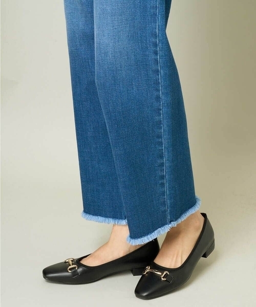 a.v.v（アーヴェヴェ）の「アソートバレエシューズ（バレエシューズ・レディース・ブラック/ゴールド・23.5/24.5/22.5）」の4枚目の写真