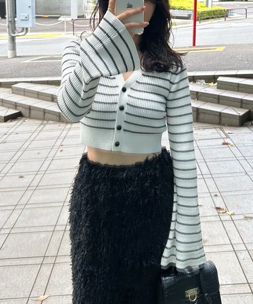 【セール】Vネックニットラメカーデ(ニット/セーター)|Stylevoice for xxx(スタイルヴォイスフォー) 【セール】Vネックニットラメカーデ(ニット/セーター)|Stylevoice for xxx(スタイルヴォイスフォー)