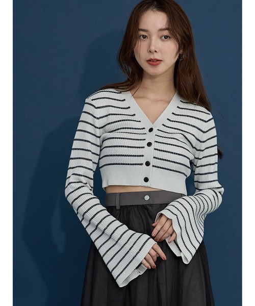 【セール】Vネックニットラメカーデ(ニット/セーター)|Stylevoice for xxx(スタイルヴォイスフォー) 【セール】Vネックニットラメカーデ(ニット/セーター)|Stylevoice for xxx(スタイルヴォイスフォー)
