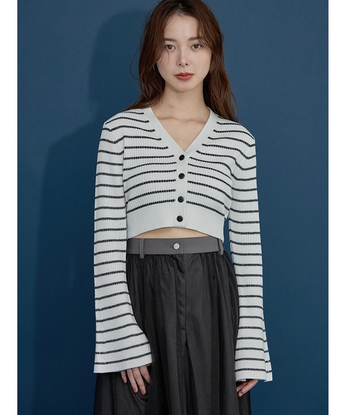 【セール】Vネックニットラメカーデ(ニット/セーター)|Stylevoice for xxx(スタイルヴォイスフォー) 【セール】Vネックニットラメカーデ(ニット/セーター)|Stylevoice for xxx(スタイルヴォイスフォー)