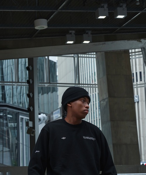 UMBRO（アンブロ）の「UMBRO/アンブロ 別注 UMBRO ワンポイントロゴビーニー/ニット帽(限定展開)（ニットキャップ/ビーニー・メンズ・ブラック/ネイビー/ライトグレー・ONE SIZE）」の21枚目の写真