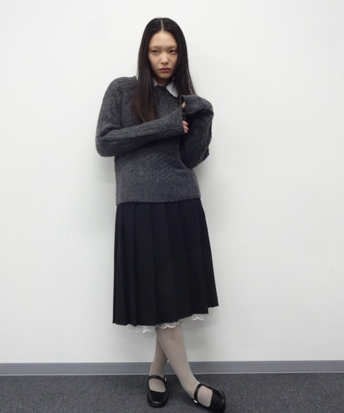 FEKETE（フェケテ）の「MIDI LACE PLEATS SKIRT / レースミディ