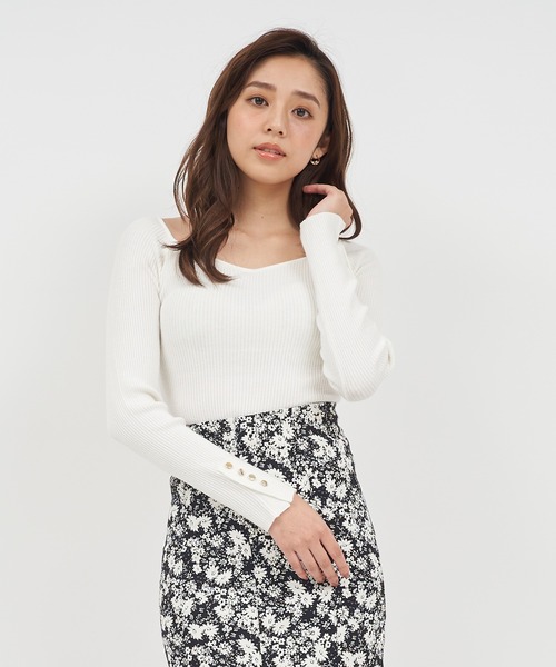 ROYAL PARTY（ロイヤルパーティー）の「ウォッシャブルオープンネック長袖ニットトップス（ニット/セーター・レディース・ブラック/マルチ/ボルドー/ブルー/オフホワイト・FREE）」の16枚目の写真